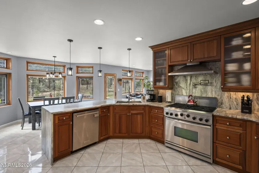 60 Yellow Pine, Reno, Nevada 89511, 5 Bedrooms Bedrooms, ,5 BathroomsBathrooms,Residential,Residential,Yellow Pine,260005333