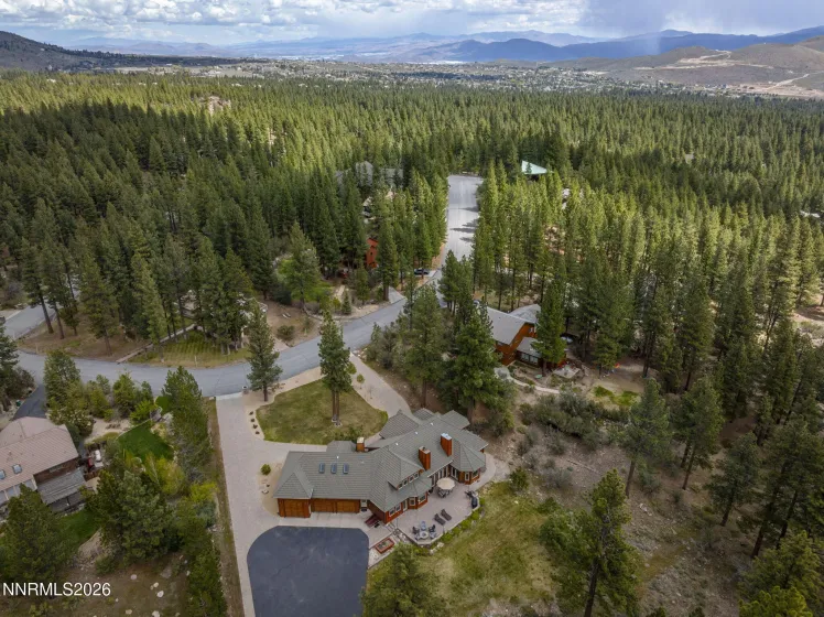 60 Yellow Pine, Reno, Nevada 89511, 5 Bedrooms Bedrooms, ,5 BathroomsBathrooms,Residential,Residential,Yellow Pine,260005333
