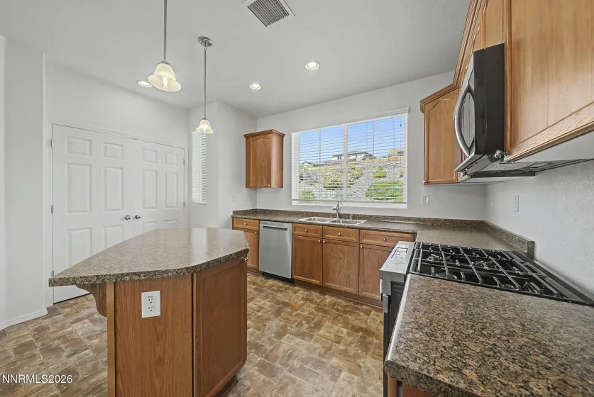 3102 Sterling Ridge, Sparks, Nevada 89431, 3 Bedrooms Bedrooms, ,3 BathroomsBathrooms,Residential,Residential,Sterling Ridge,260005334