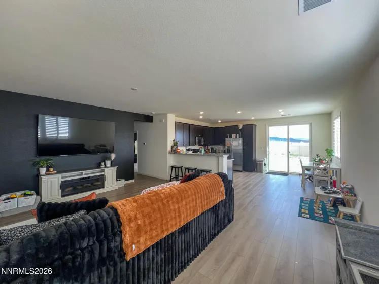 813 Camp Station, Dayton, Nevada 89403, 4 Bedrooms Bedrooms, ,2 BathroomsBathrooms,Residential,Residential,Camp Station,260005335