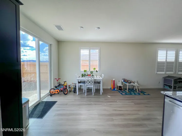 813 Camp Station, Dayton, Nevada 89403, 4 Bedrooms Bedrooms, ,2 BathroomsBathrooms,Residential,Residential,Camp Station,260005335