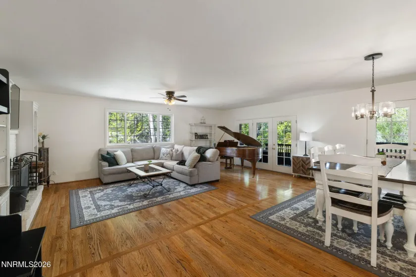 2915 Solari, Reno, Nevada 89509, 4 Bedrooms Bedrooms, ,3 BathroomsBathrooms,Residential,Residential,Solari,260005338