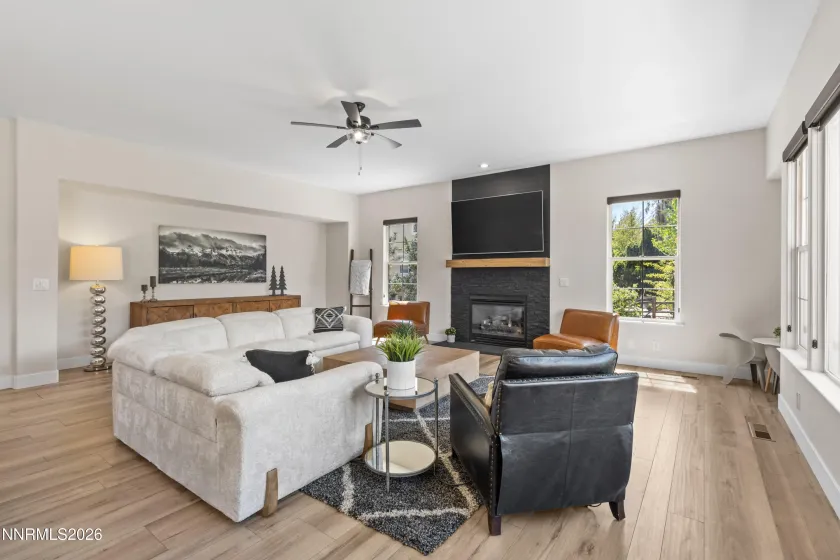 2957 Stonebridge, Reno, Nevada 89511, 4 Bedrooms Bedrooms, ,3 BathroomsBathrooms,Residential,Residential,Stonebridge,260005339