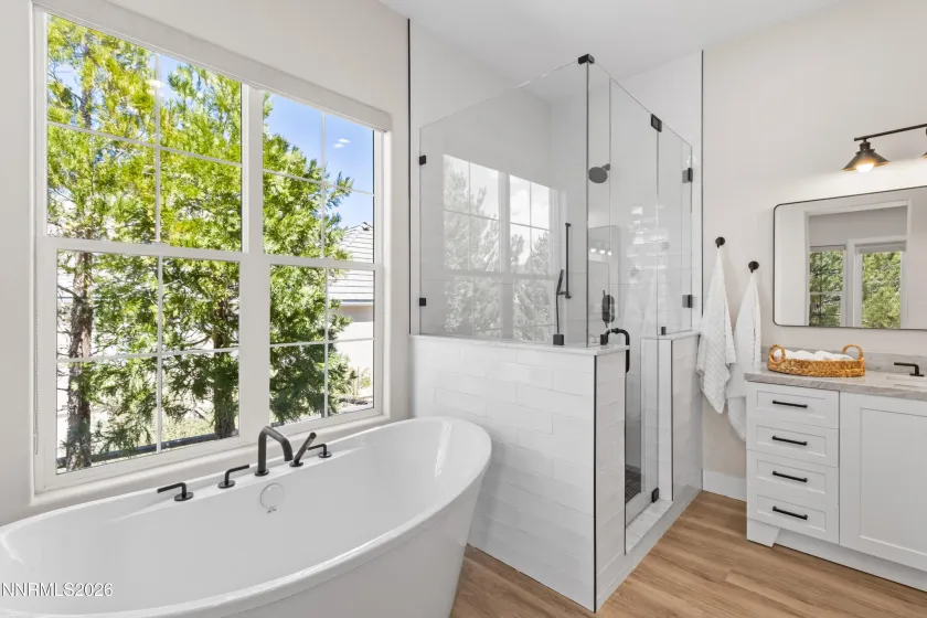 2957 Stonebridge, Reno, Nevada 89511, 4 Bedrooms Bedrooms, ,3 BathroomsBathrooms,Residential,Residential,Stonebridge,260005339