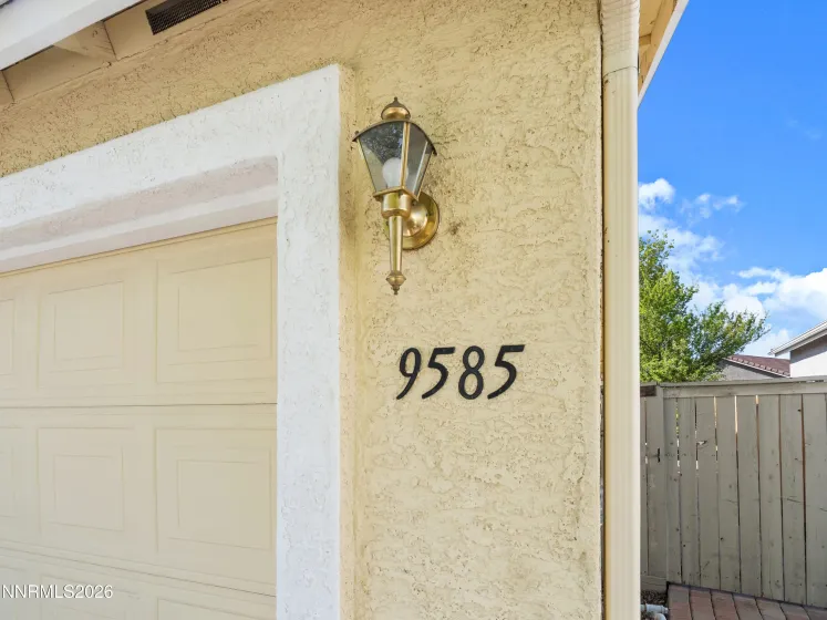 9585 Navigator, Reno, Nevada 89521, 3 Bedrooms Bedrooms, ,2 BathroomsBathrooms,Residential,Residential,Navigator,260005341