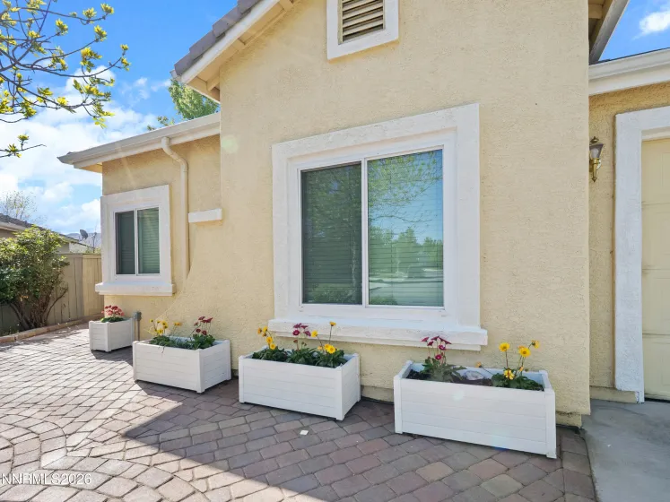9585 Navigator, Reno, Nevada 89521, 3 Bedrooms Bedrooms, ,2 BathroomsBathrooms,Residential,Residential,Navigator,260005341