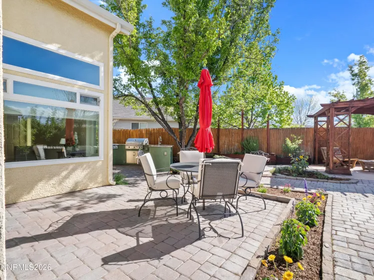 9585 Navigator, Reno, Nevada 89521, 3 Bedrooms Bedrooms, ,2 BathroomsBathrooms,Residential,Residential,Navigator,260005341