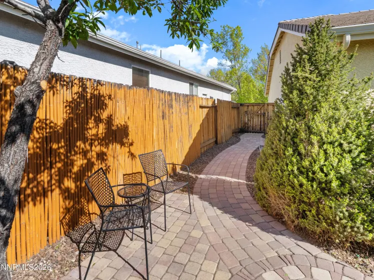 9585 Navigator, Reno, Nevada 89521, 3 Bedrooms Bedrooms, ,2 BathroomsBathrooms,Residential,Residential,Navigator,260005341