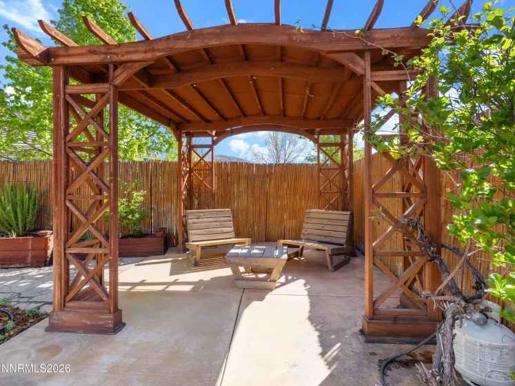 9585 Navigator, Reno, Nevada 89521, 3 Bedrooms Bedrooms, ,2 BathroomsBathrooms,Residential,Residential,Navigator,260005341