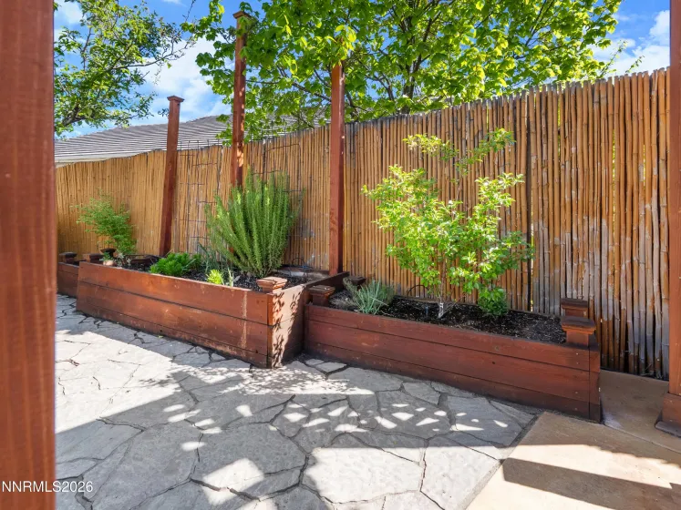 9585 Navigator, Reno, Nevada 89521, 3 Bedrooms Bedrooms, ,2 BathroomsBathrooms,Residential,Residential,Navigator,260005341