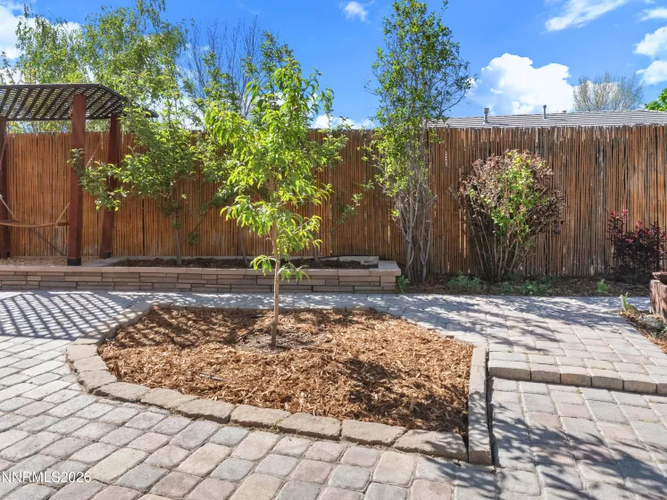 9585 Navigator, Reno, Nevada 89521, 3 Bedrooms Bedrooms, ,2 BathroomsBathrooms,Residential,Residential,Navigator,260005341