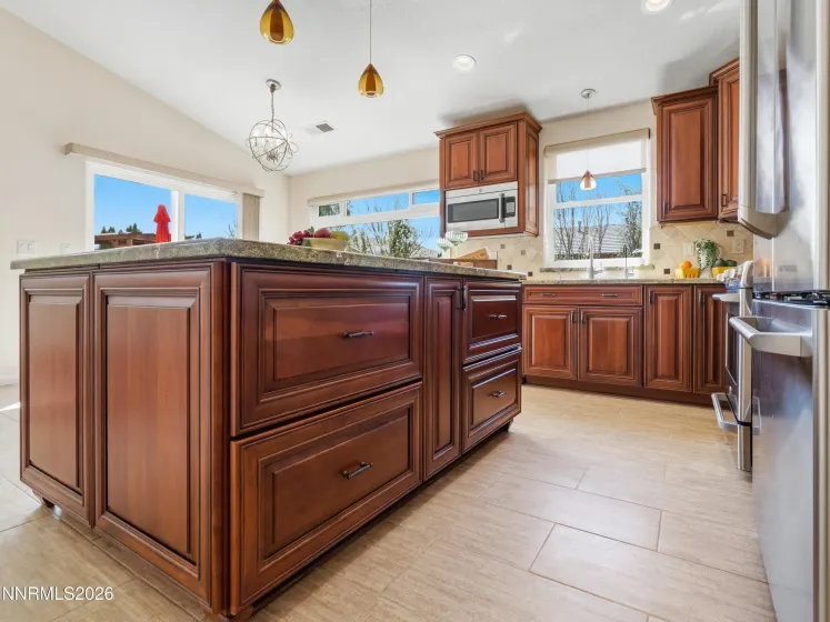 9585 Navigator, Reno, Nevada 89521, 3 Bedrooms Bedrooms, ,2 BathroomsBathrooms,Residential,Residential,Navigator,260005341