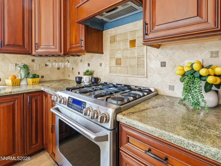 9585 Navigator, Reno, Nevada 89521, 3 Bedrooms Bedrooms, ,2 BathroomsBathrooms,Residential,Residential,Navigator,260005341