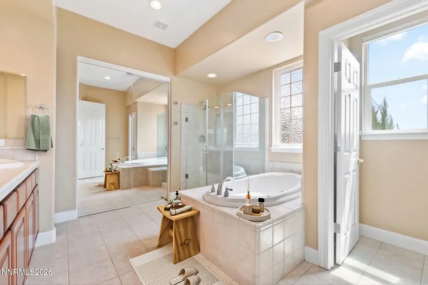 2755 Robb, Reno, Nevada 89523, 4 Bedrooms Bedrooms, ,4 BathroomsBathrooms,Residential,Residential,Robb,260005342