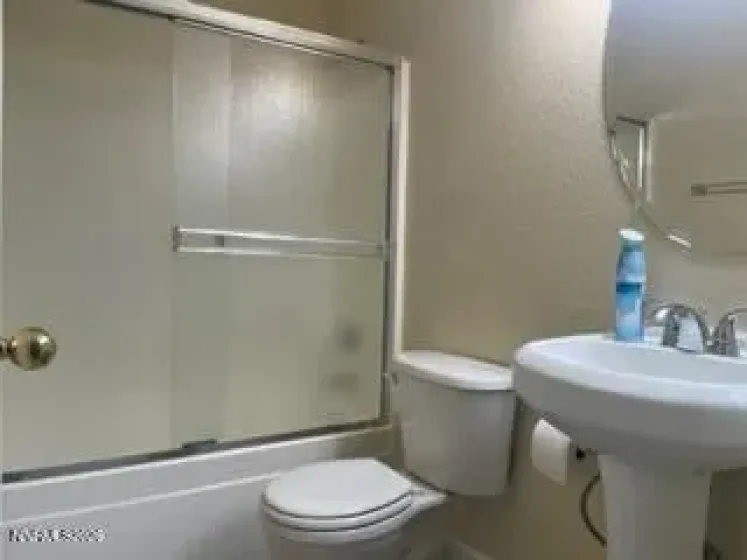 7650 Appenzell, Reno, Nevada 89506, 5 Bedrooms Bedrooms, ,3 BathroomsBathrooms,Residential Lease,Manufactured,Appenzell,260005343