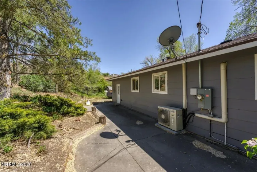 700 Twin Lakes, Reno, Nevada 89523, 5 Bedrooms Bedrooms, ,3 BathroomsBathrooms,Residential Income,Residential,Twin Lakes,260005344