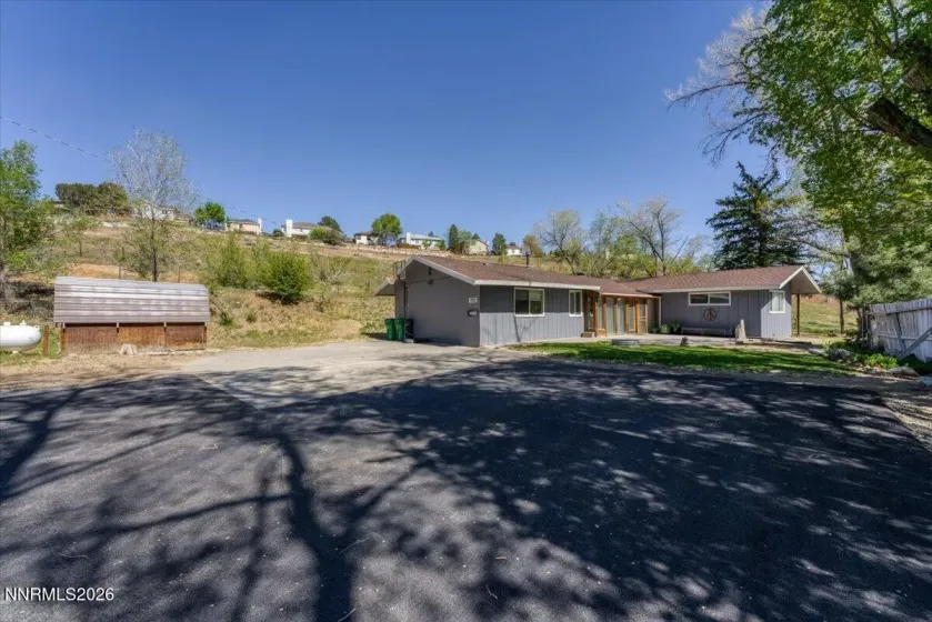 700 Twin Lakes, Reno, Nevada 89523, 5 Bedrooms Bedrooms, ,3 BathroomsBathrooms,Residential Income,Residential,Twin Lakes,260005344
