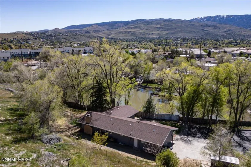 700 Twin Lakes, Reno, Nevada 89523, 5 Bedrooms Bedrooms, ,3 BathroomsBathrooms,Residential Income,Residential,Twin Lakes,260005344