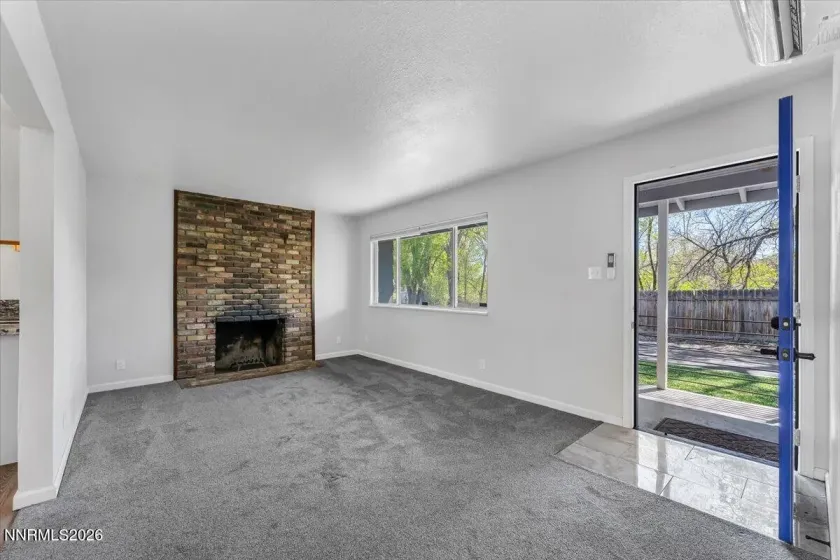700 Twin Lakes, Reno, Nevada 89523, 5 Bedrooms Bedrooms, ,3 BathroomsBathrooms,Residential Income,Residential,Twin Lakes,260005344