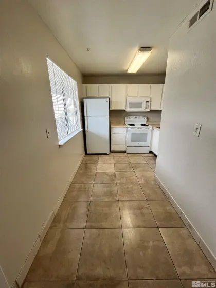 1494 Lewis Street, Reno, Nevada 89502, 2 Bedrooms Bedrooms, ,2 BathroomsBathrooms,Residential Lease,Manufactured,Lewis Street,260005345