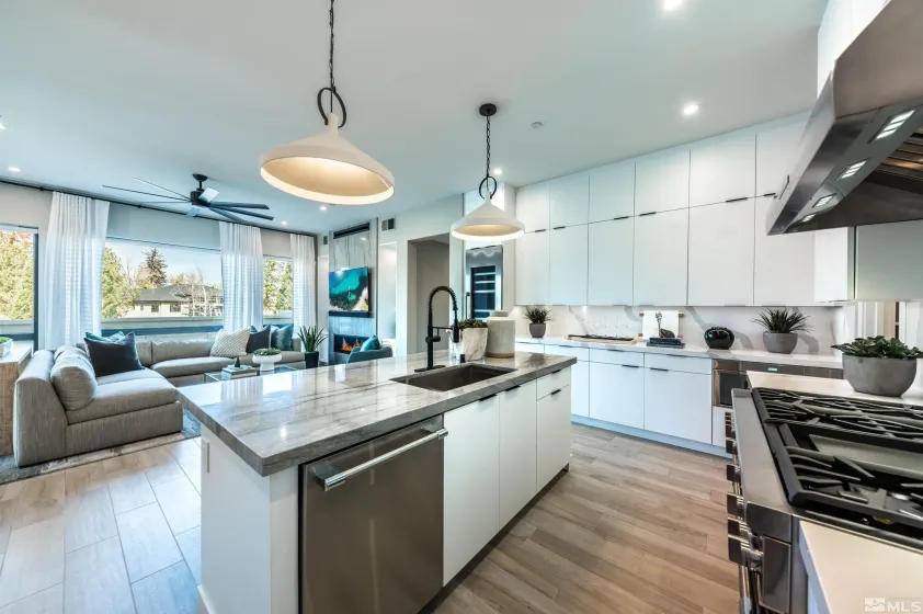 52 Campolina, Reno, Nevada 89511, 2 Bedrooms Bedrooms, ,3 BathroomsBathrooms,Residential,Residential,Campolina,260005346