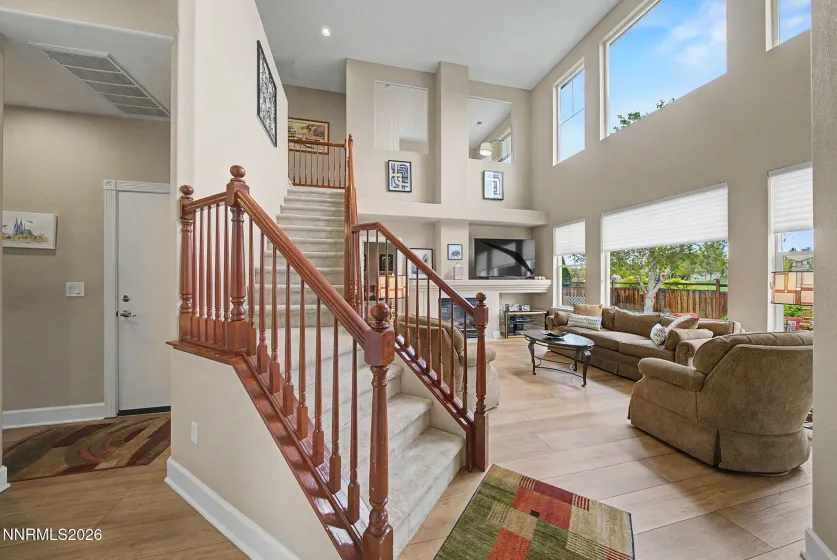 2726 Decoy, Sparks, Nevada 89436, 5 Bedrooms Bedrooms, ,3 BathroomsBathrooms,Residential,Residential,Decoy,260005347