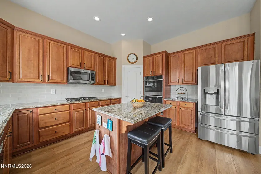2726 Decoy, Sparks, Nevada 89436, 5 Bedrooms Bedrooms, ,3 BathroomsBathrooms,Residential,Residential,Decoy,260005347