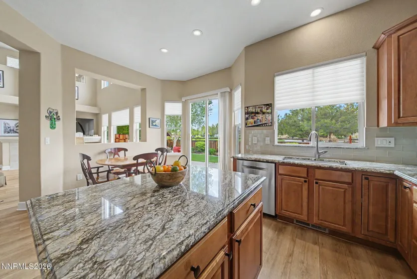 2726 Decoy, Sparks, Nevada 89436, 5 Bedrooms Bedrooms, ,3 BathroomsBathrooms,Residential,Residential,Decoy,260005347