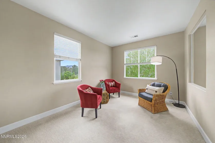 2726 Decoy, Sparks, Nevada 89436, 5 Bedrooms Bedrooms, ,3 BathroomsBathrooms,Residential,Residential,Decoy,260005347