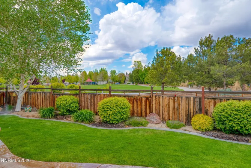 2726 Decoy, Sparks, Nevada 89436, 5 Bedrooms Bedrooms, ,3 BathroomsBathrooms,Residential,Residential,Decoy,260005347