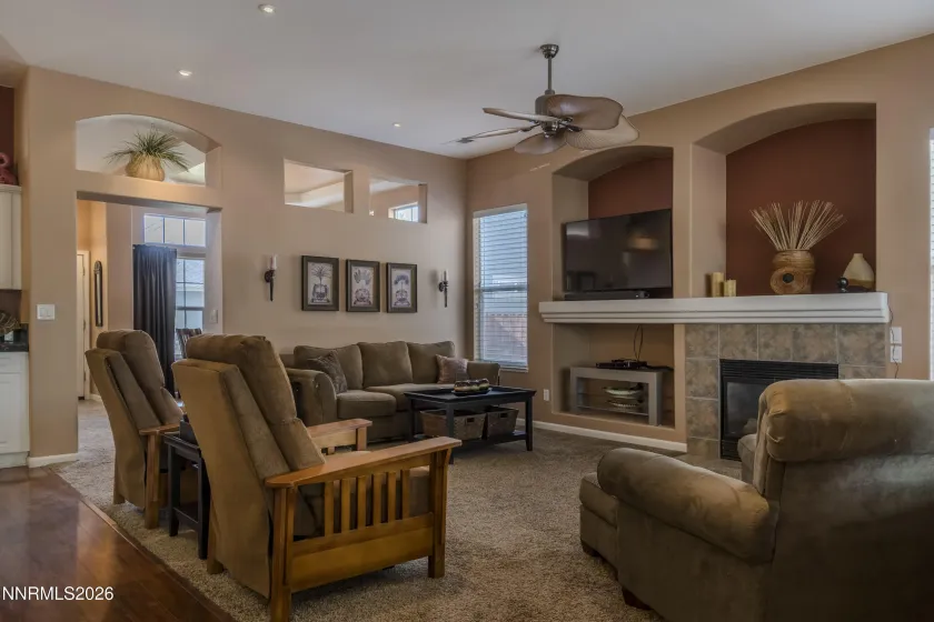 1955 Three Iron, Fernley, Nevada 89408, 3 Bedrooms Bedrooms, ,2 BathroomsBathrooms,Residential,Residential,Three Iron,260005348