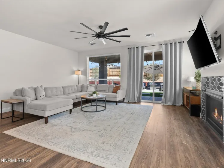 2102 Jordan Mdws, Spanish Springs, Nevada 89441, 3 Bedrooms Bedrooms, ,2 BathroomsBathrooms,Residential,Residential,Jordan Mdws,260005349