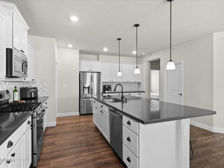 2102 Jordan Mdws, Spanish Springs, Nevada 89441, 3 Bedrooms Bedrooms, ,2 BathroomsBathrooms,Residential,Residential,Jordan Mdws,260005349