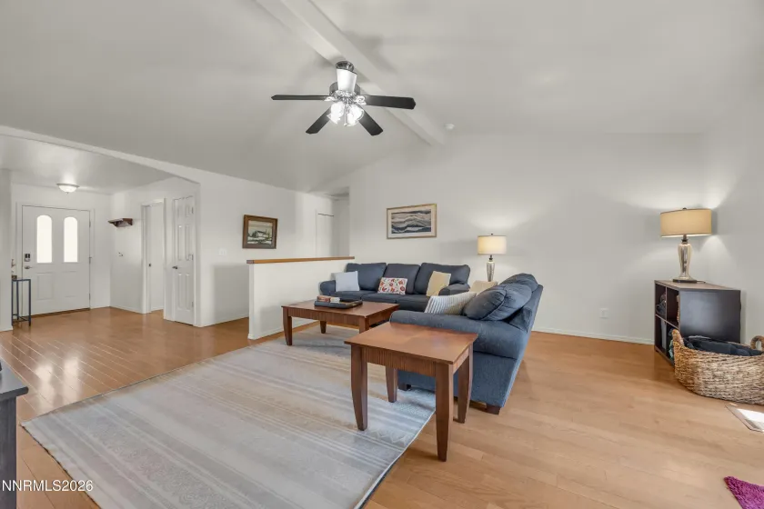 812 Augusta, Fallon, Nevada 89406, 3 Bedrooms Bedrooms, ,2 BathroomsBathrooms,Residential,Residential,Augusta,260005351