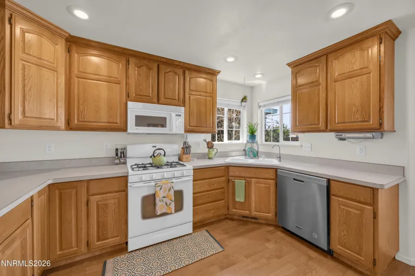812 Augusta, Fallon, Nevada 89406, 3 Bedrooms Bedrooms, ,2 BathroomsBathrooms,Residential,Residential,Augusta,260005351