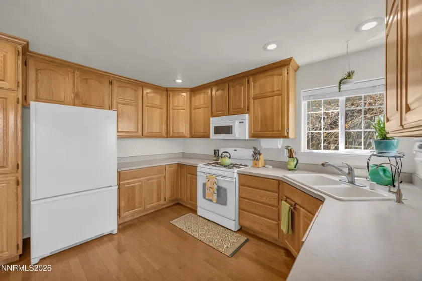812 Augusta, Fallon, Nevada 89406, 3 Bedrooms Bedrooms, ,2 BathroomsBathrooms,Residential,Residential,Augusta,260005351