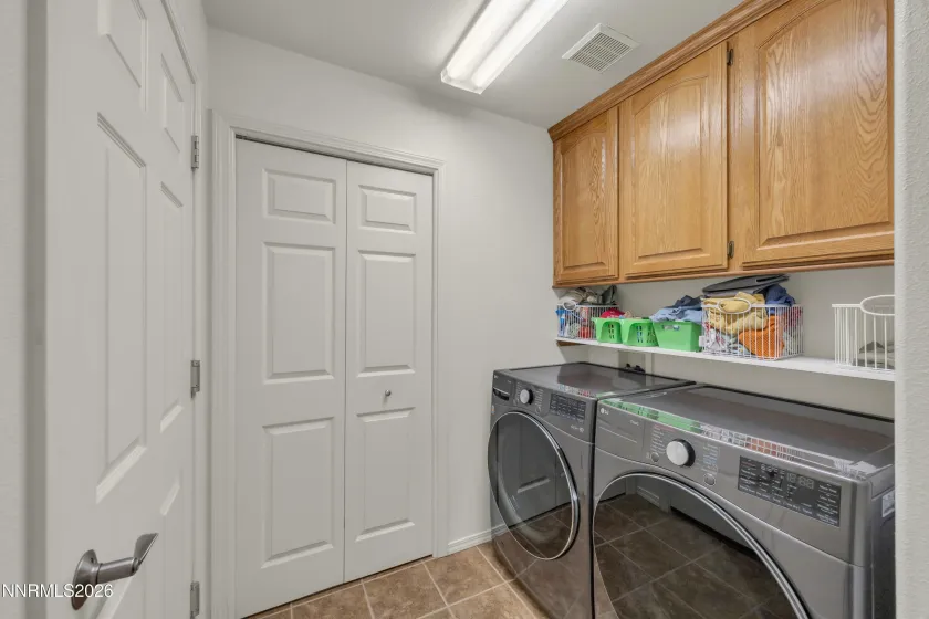 812 Augusta, Fallon, Nevada 89406, 3 Bedrooms Bedrooms, ,2 BathroomsBathrooms,Residential,Residential,Augusta,260005351