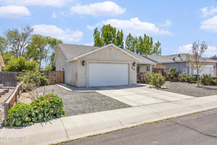 812 Augusta, Fallon, Nevada 89406, 3 Bedrooms Bedrooms, ,2 BathroomsBathrooms,Residential,Residential,Augusta,260005351