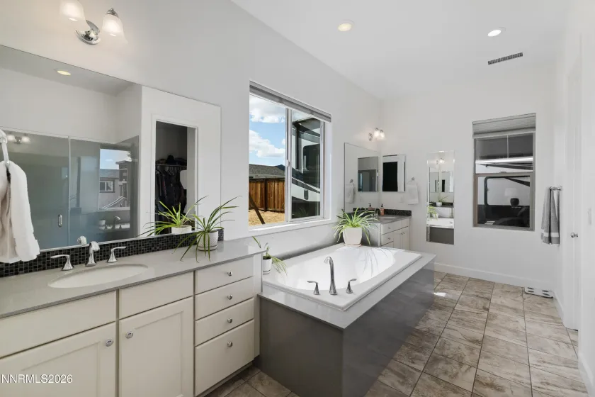 11785 Valley Sage, Sparks, Nevada 89441, 5 Bedrooms Bedrooms, ,4 BathroomsBathrooms,Residential,Residential,Valley Sage,260005354