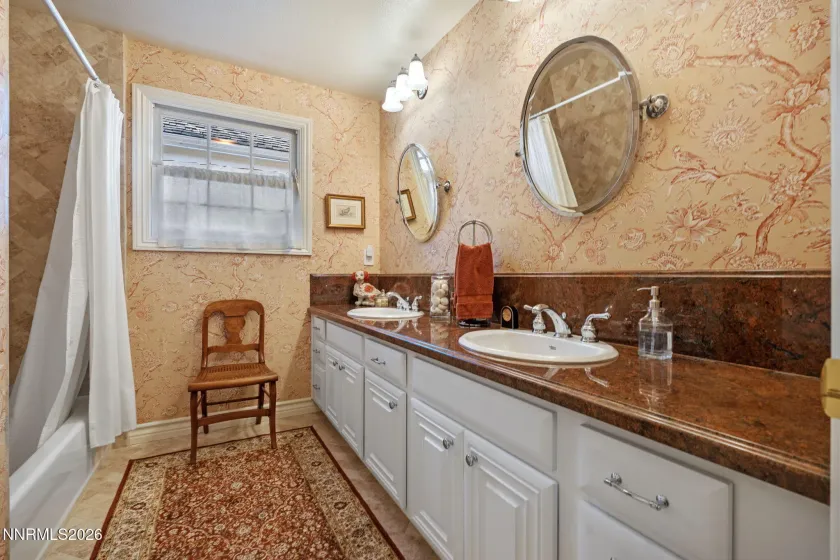 1030 La Rue, Reno, Nevada 89509, 4 Bedrooms Bedrooms, ,3 BathroomsBathrooms,Residential,Residential,La Rue,260002645
