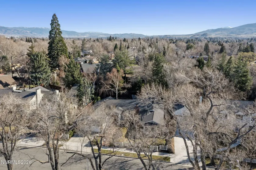 1030 La Rue, Reno, Nevada 89509, 4 Bedrooms Bedrooms, ,3 BathroomsBathrooms,Residential,Residential,La Rue,260002645