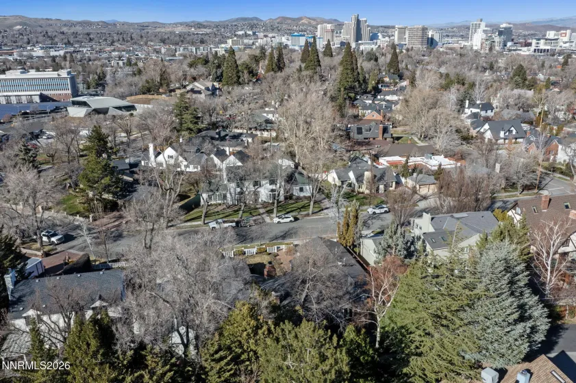 1030 La Rue, Reno, Nevada 89509, 4 Bedrooms Bedrooms, ,3 BathroomsBathrooms,Residential,Residential,La Rue,260002645