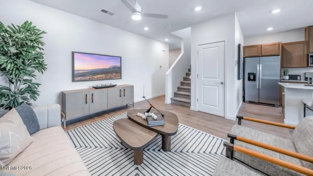 1016 Middle Gate, Carson City, Nevada 89701, 3 Bedrooms Bedrooms, ,3 BathroomsBathrooms,Residential,Residential,Middle Gate,260005357