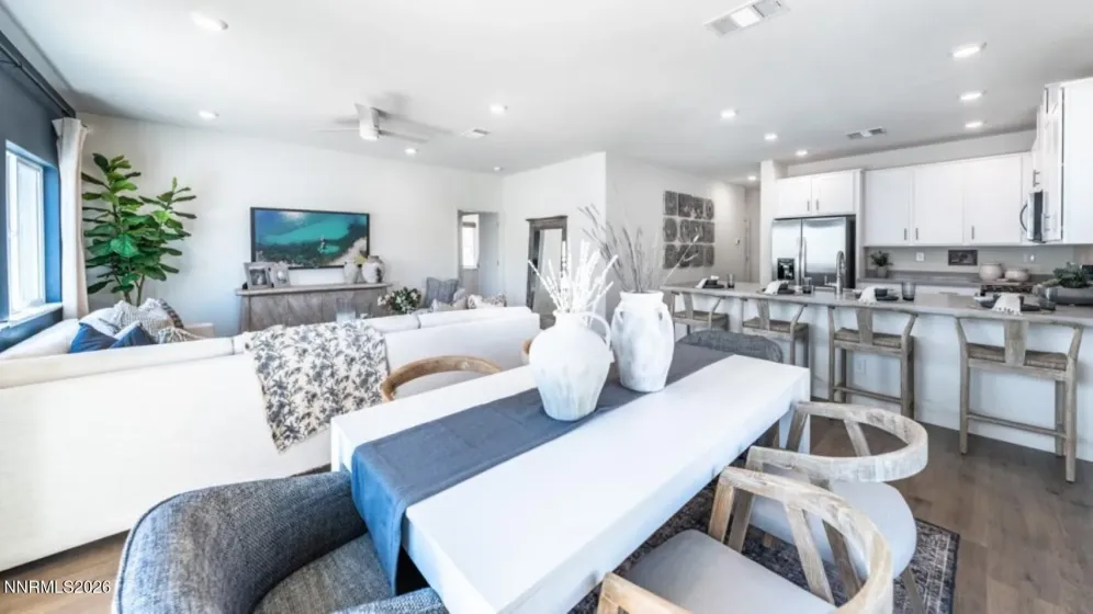 88 Rudd, Carson City, Nevada 89705, 4 Bedrooms Bedrooms, ,2 BathroomsBathrooms,Residential,Residential,Rudd,260005363