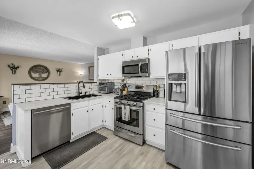 7761 Big River, Reno, Nevada 89506, 3 Bedrooms Bedrooms, ,3 BathroomsBathrooms,Residential,Residential,Big River,260005369