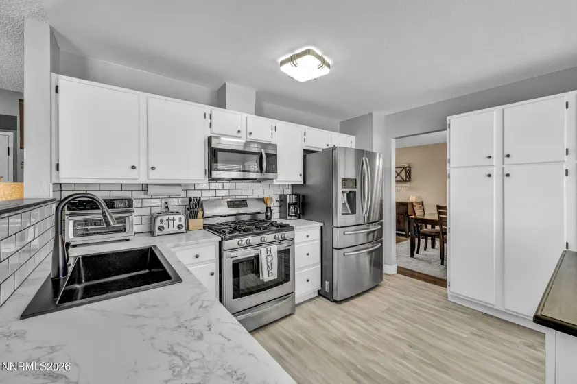 7761 Big River, Reno, Nevada 89506, 3 Bedrooms Bedrooms, ,3 BathroomsBathrooms,Residential,Residential,Big River,260005369