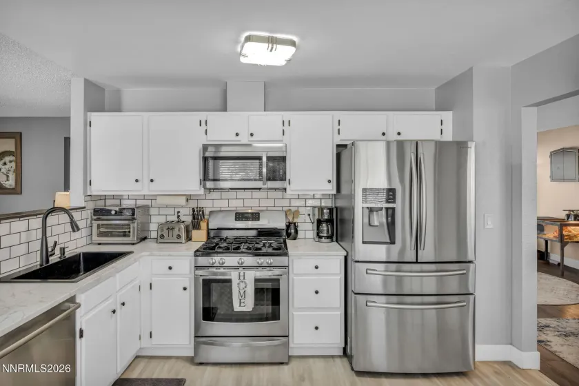 7761 Big River, Reno, Nevada 89506, 3 Bedrooms Bedrooms, ,3 BathroomsBathrooms,Residential,Residential,Big River,260005369