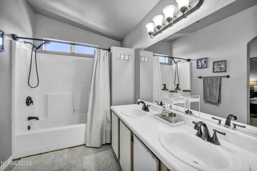 7761 Big River, Reno, Nevada 89506, 3 Bedrooms Bedrooms, ,3 BathroomsBathrooms,Residential,Residential,Big River,260005369