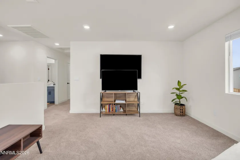 7672 Apex, Reno, Nevada 89506, 5 Bedrooms Bedrooms, ,3 BathroomsBathrooms,Residential,Residential,Apex,260005371