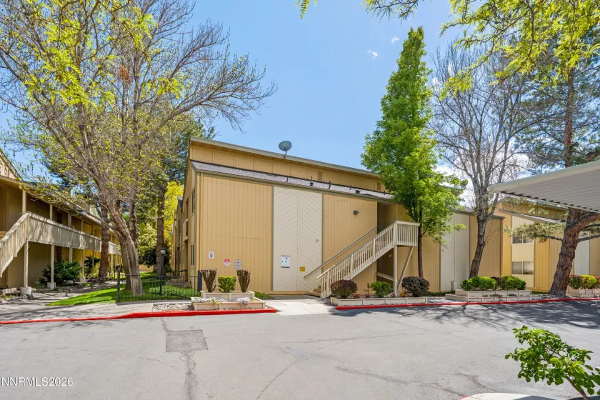 2300 Dickerson, Reno, Nevada 89503, 2 Bedrooms Bedrooms, ,2 BathroomsBathrooms,Residential,Residential,Dickerson,260005375